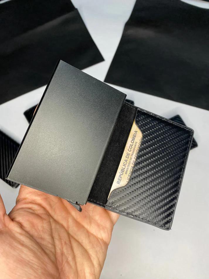 BILLETERA INTELIGENTE FIBRA DE CARBONO